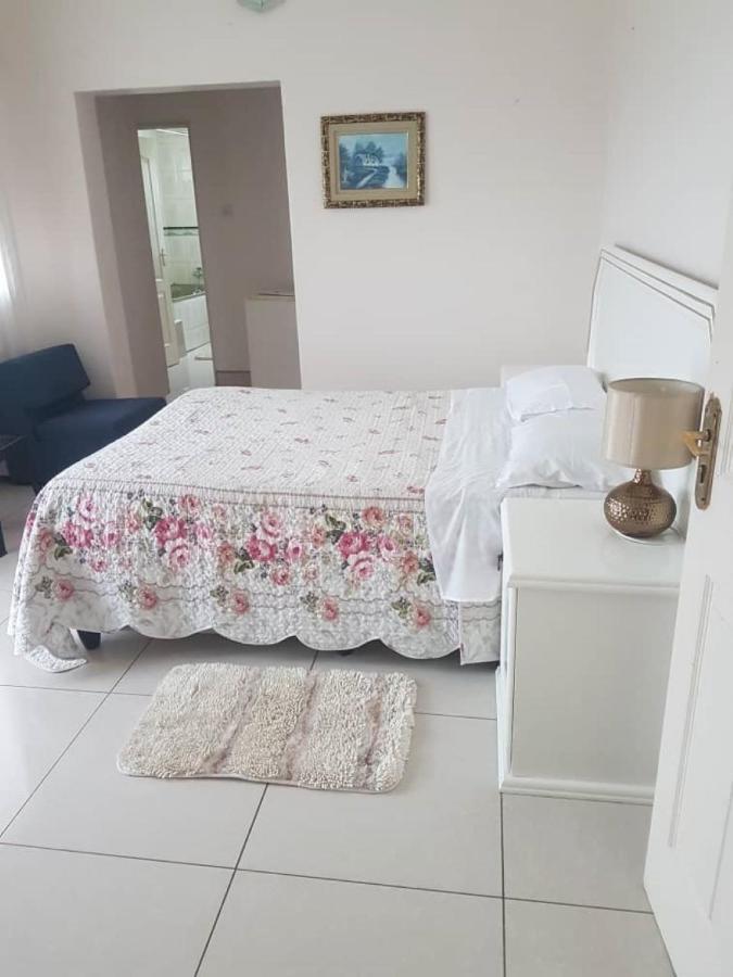 Carlcyn Homestay 哈博罗内 外观 照片